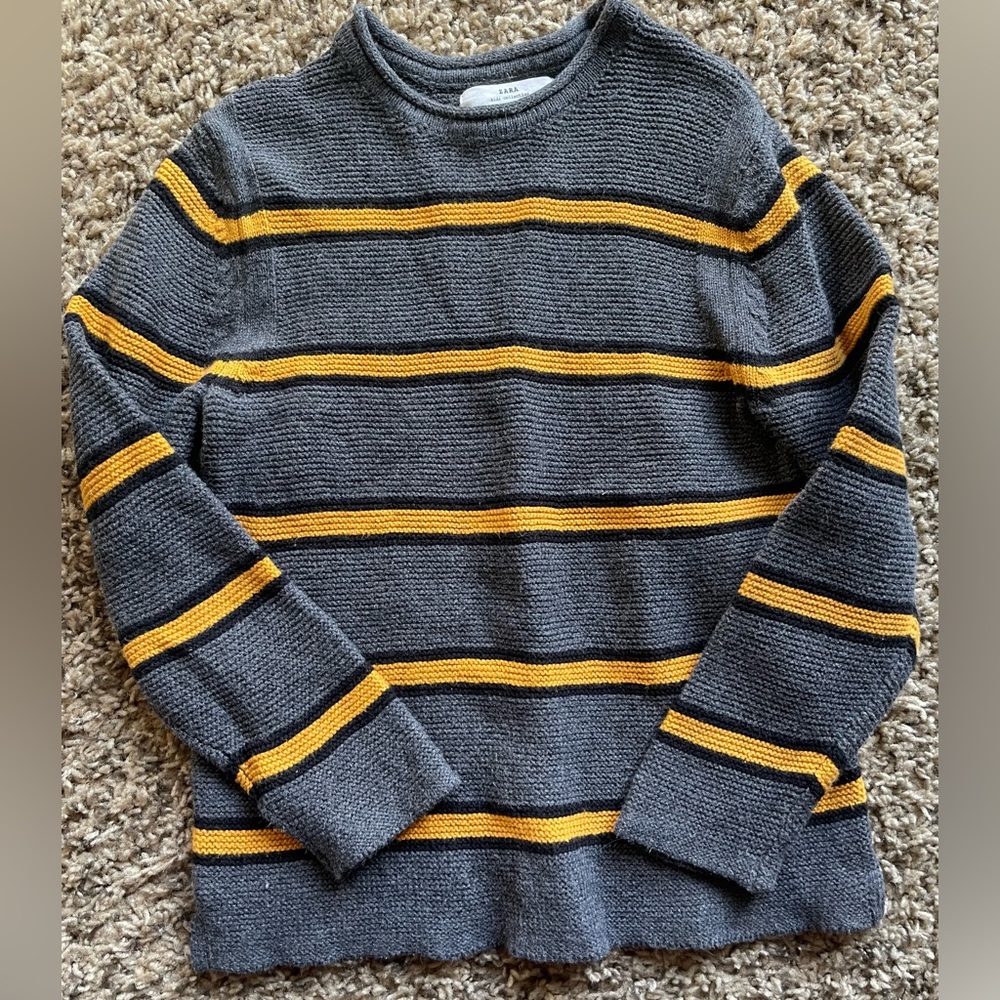 Zara Knitted sweater